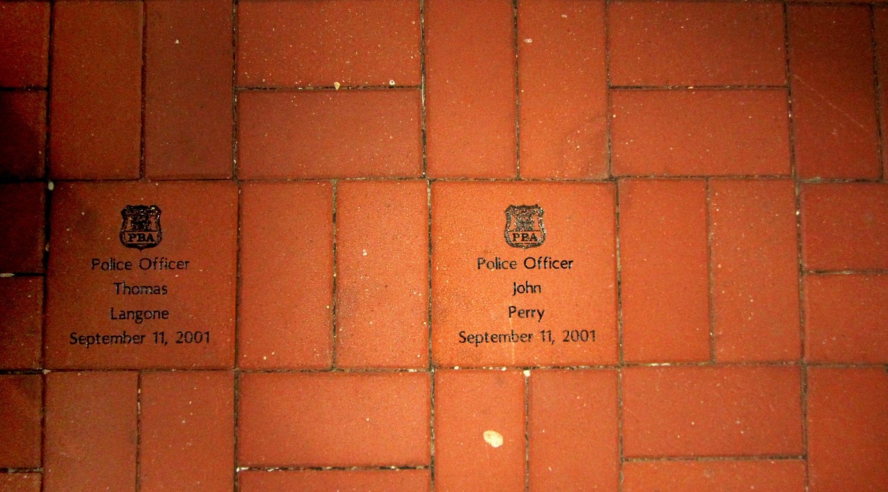 绿摩尔：国外怎么购买专辑账号