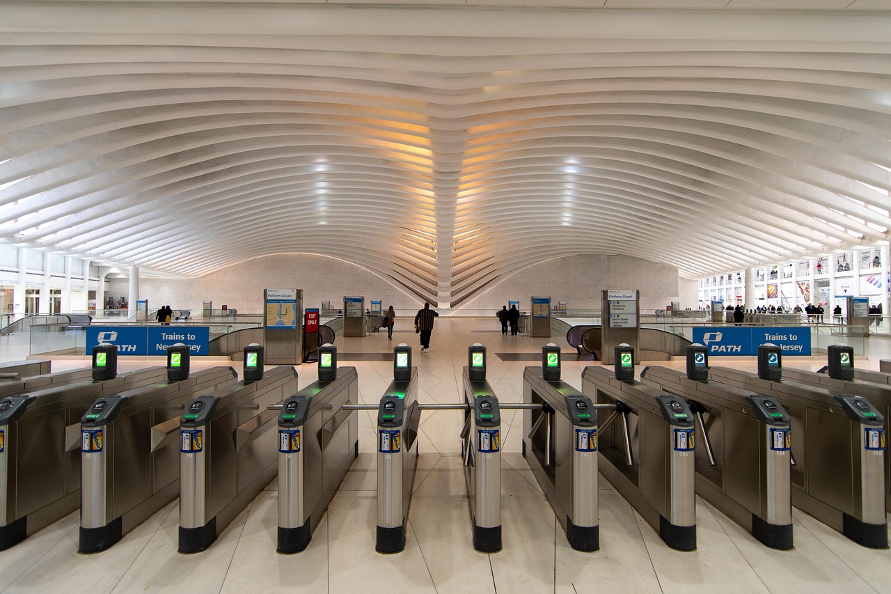 币安实名账号：利用流量卡实现快捷办公