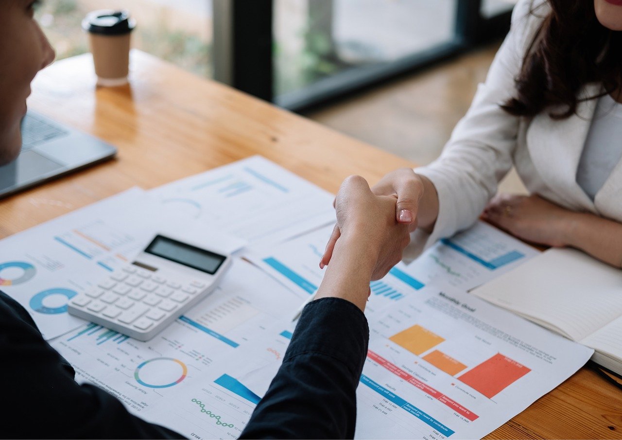 激战2Wegame版：西瓜视频纯手机注册账号