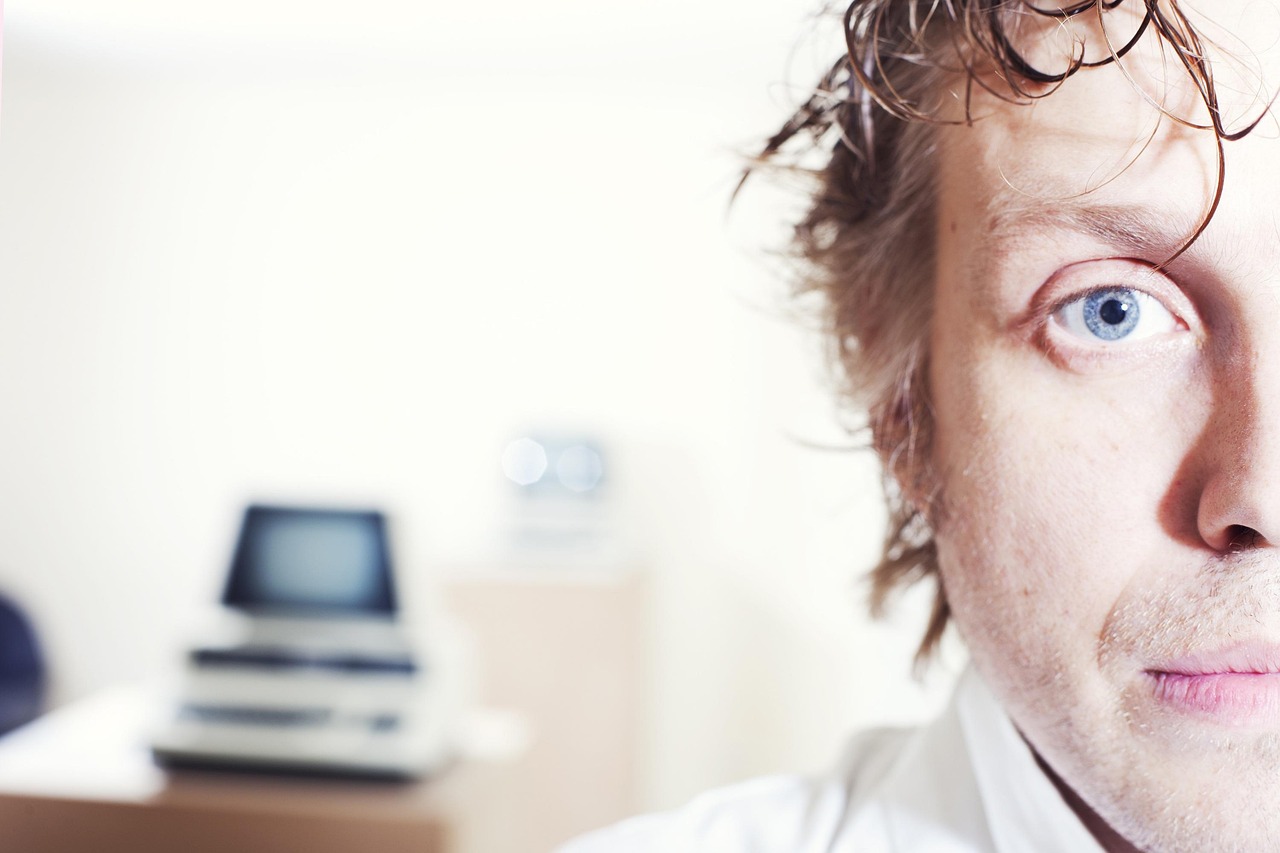 微软云Azure实名账号：领袖的挑战app详情下载教程